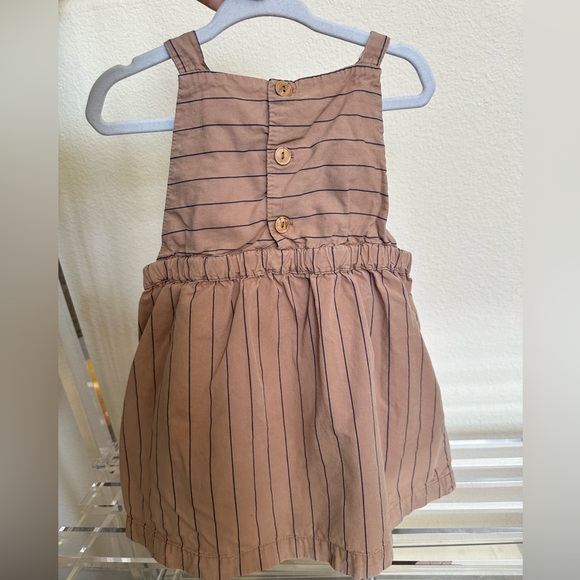 Beautiful ZARA pinstripe dress - Picture 3 of 4